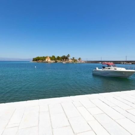 Aigli Guest House Githio Exterior foto